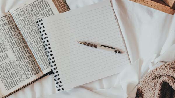 Journaling the Bible Connect Group with Salma Moretta